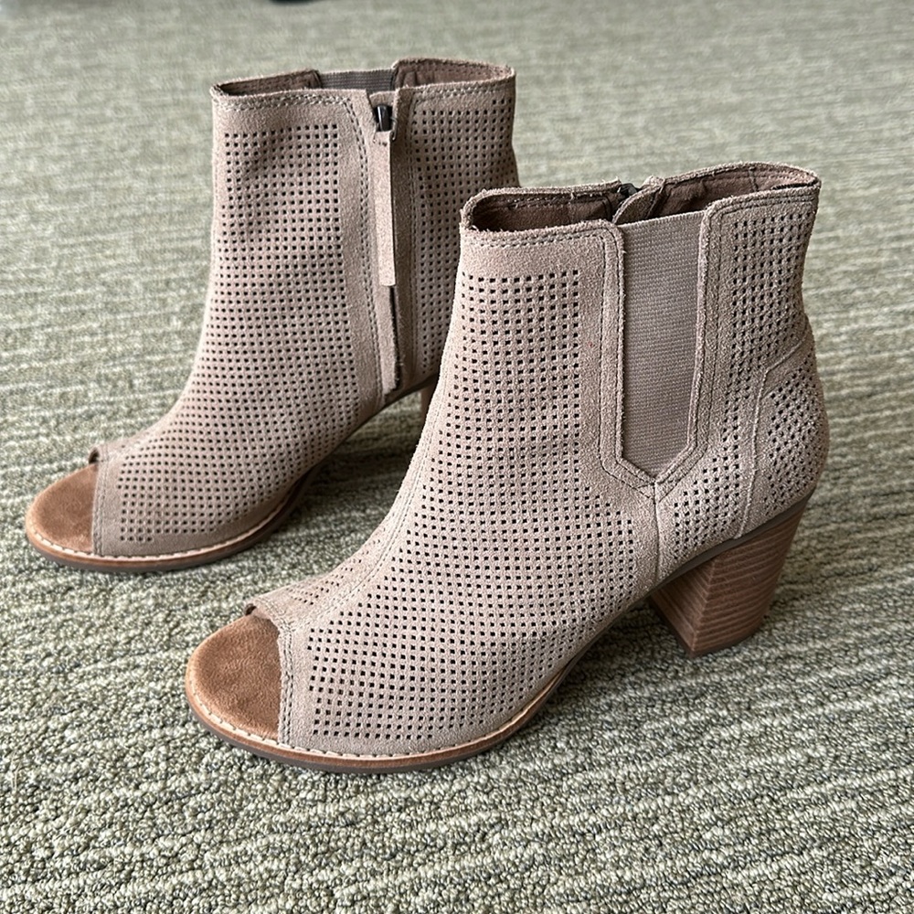 TOMS Peep toe suede ankle boots